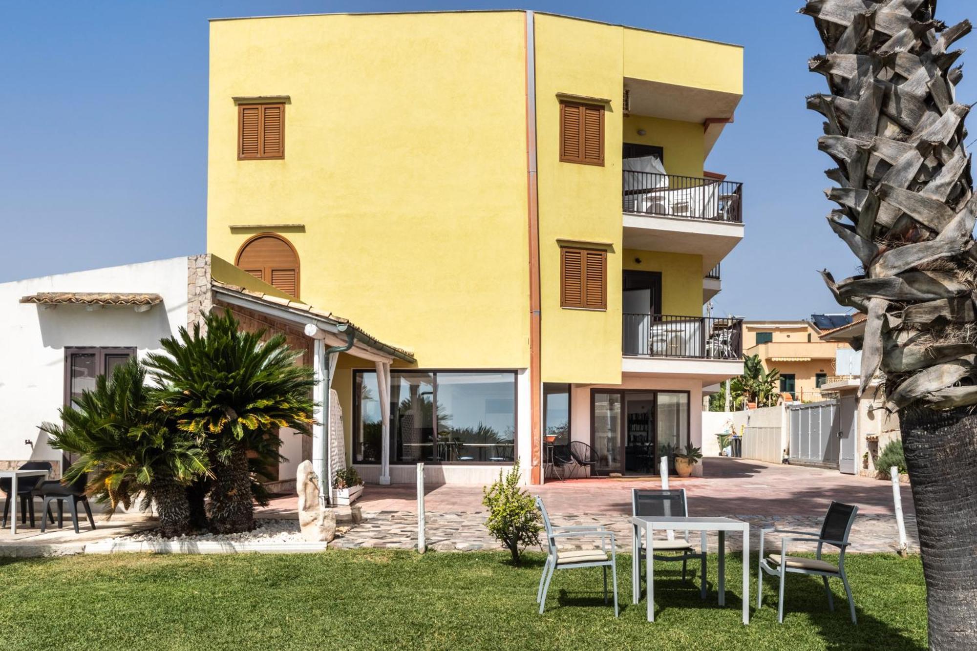 B&B La Terrazza Sul Mare Avola Exterior foto