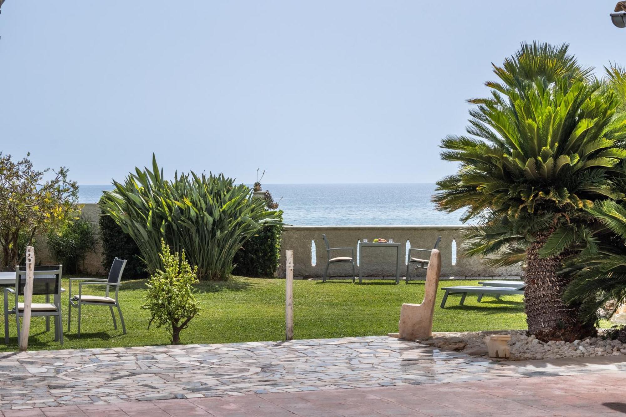 B&B La Terrazza Sul Mare Avola Exterior foto